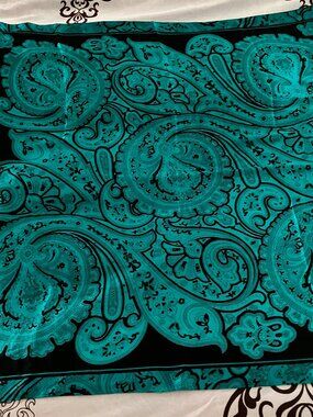 ADRIENNE VITTADINI Ladies' Japanise Silk Scarf/Wrar Turquoise/Black print, 34x34